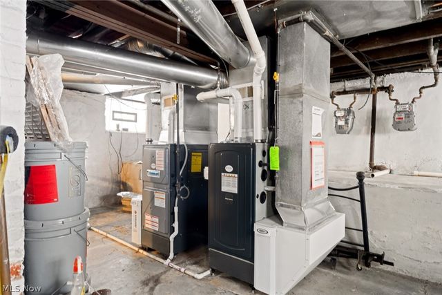 3921 Sackett Avenue, Cleveland, OH 44109