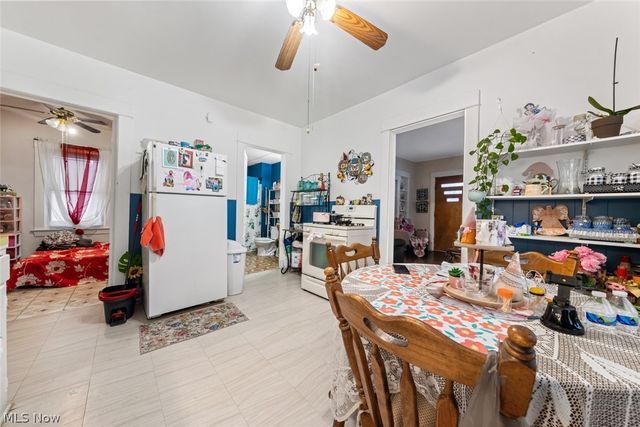 3921 Sackett Avenue, Cleveland, OH 44109