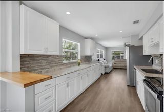 862 95th AVE N, Naples, FL 34108