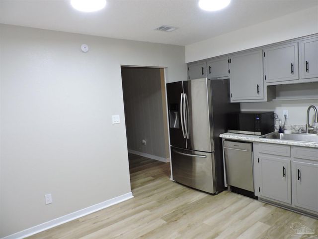 830 Calhoun Ave A, Pensacola, FL 32507