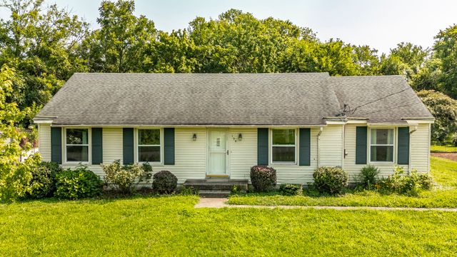 194 Timberlake Dr, Hendersonville, TN 37075