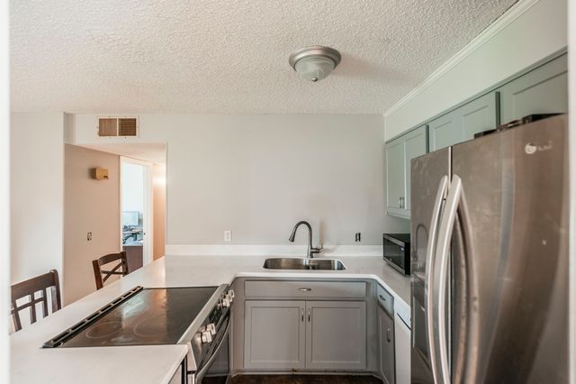 194 Timberlake Dr, Hendersonville, TN 37075