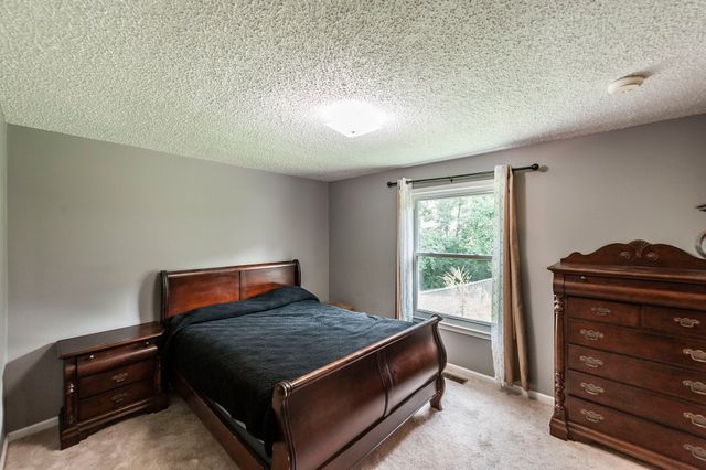 194 Timberlake Dr, Hendersonville, TN 37075