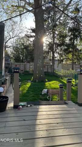 3917 Almeda Drive, Toledo, OH 43612