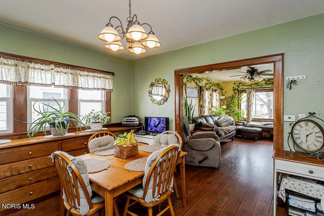 3917 Almeda Drive, Toledo, OH 43612