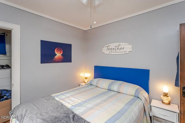 3917 Almeda Drive, Toledo, OH 43612