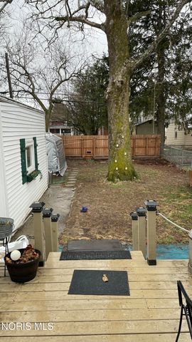 3917 Almeda Drive, Toledo, OH 43612