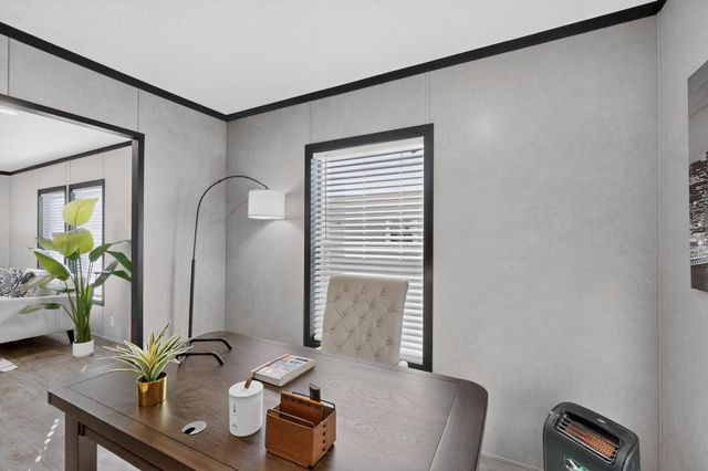 1605 2nd Avenue NW, Rio Rancho, NM 87124