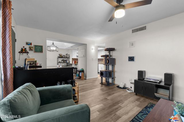 202 E RUTH Avenue 2, Phoenix, AZ 85020