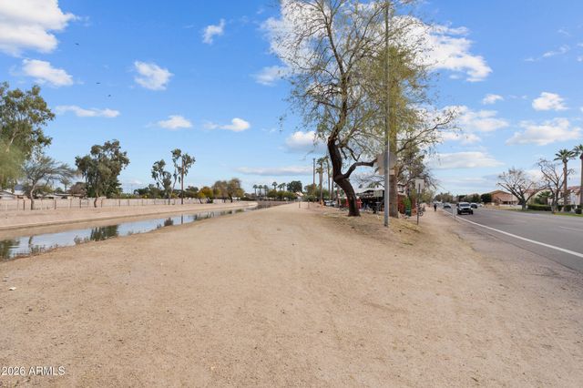 202 E RUTH Avenue 2, Phoenix, AZ 85020