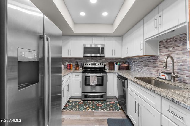 202 E RUTH Avenue 2, Phoenix, AZ 85020