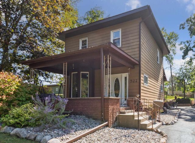 522 E Saginaw Street, Saint Louis, MI 48880