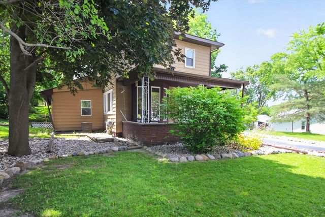 522 E Saginaw Street, Saint Louis, MI 48880
