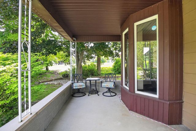 522 E Saginaw Street, Saint Louis, MI 48880