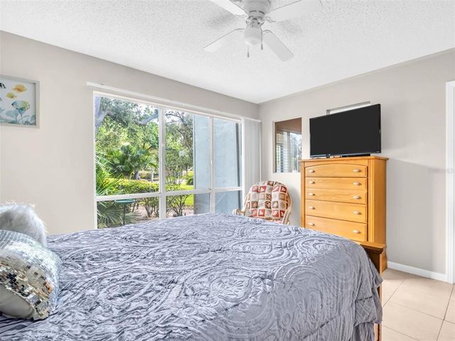 401 WINDRUSH BAY DRIVE, Tarpon Springs, FL 34689