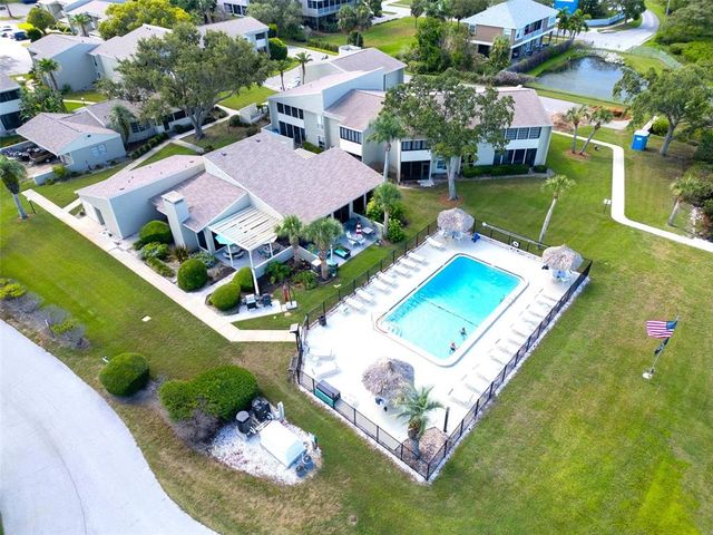 401 WINDRUSH BAY DRIVE, Tarpon Springs, FL 34689
