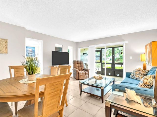 401 WINDRUSH BAY DRIVE, Tarpon Springs, FL 34689