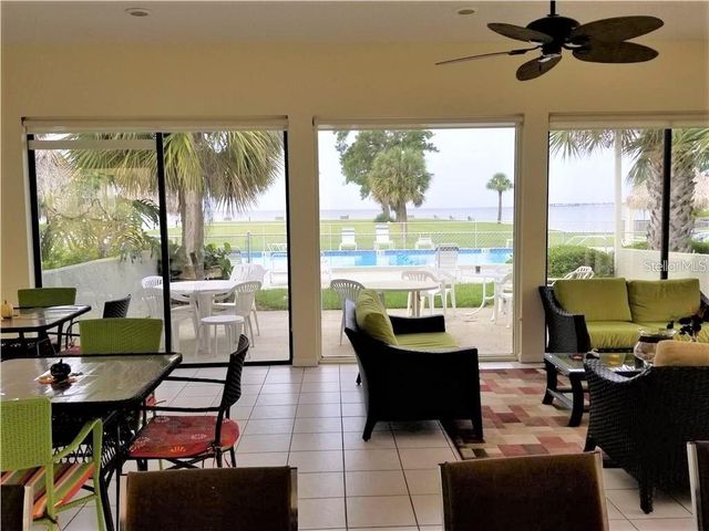 401 WINDRUSH BAY DRIVE, Tarpon Springs, FL 34689