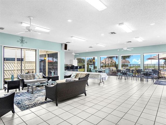 401 WINDRUSH BAY DRIVE, Tarpon Springs, FL 34689