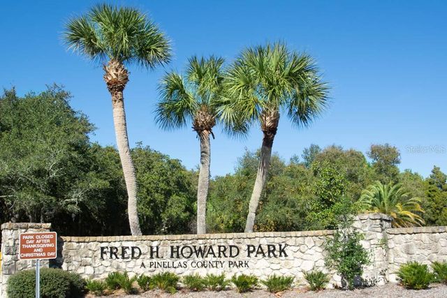 401 WINDRUSH BAY DRIVE, Tarpon Springs, FL 34689