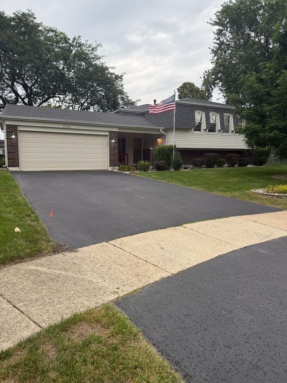 330 Shield Court, Bolingbrook, IL 60440 — photo 2