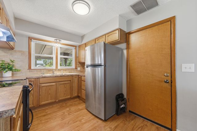 343 N Acadia, Wichita, KS 67212