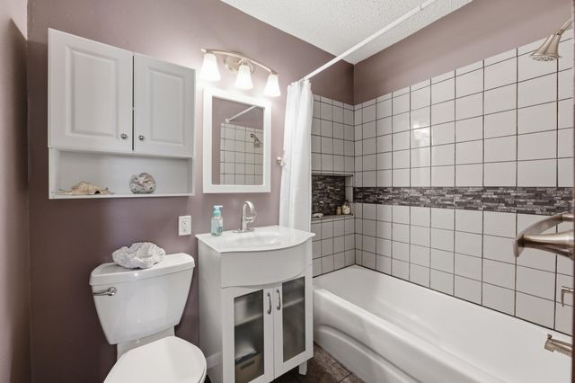 343 N Acadia, Wichita, KS 67212
