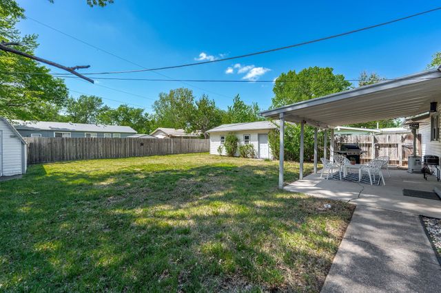 343 N Acadia, Wichita, KS 67212