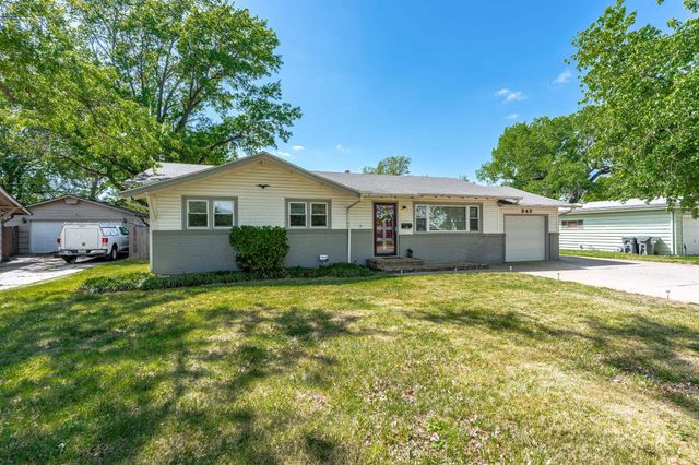 343 N Acadia, Wichita, KS 67212