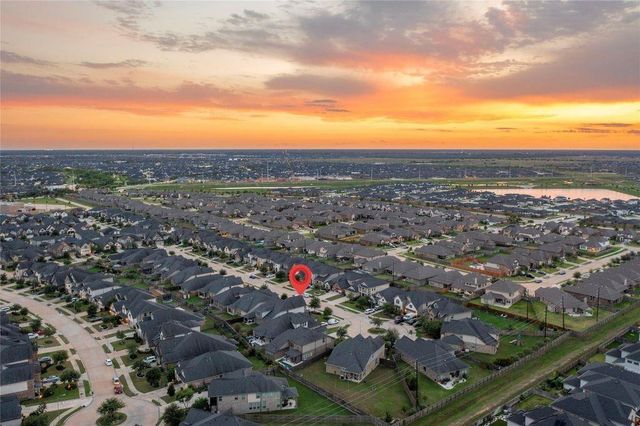 3419 Cabernet Shores Drive, Fulshear, TX 77441