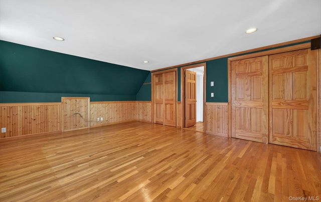88 Philadelphia Avenue, Massapequa Park, NY 11762