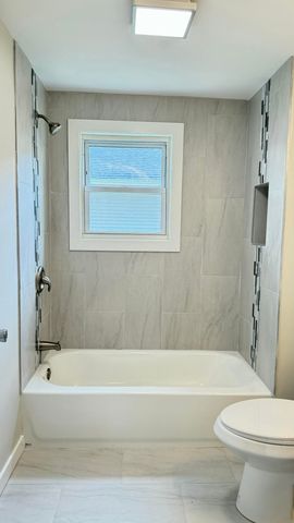 727 Water Street, Hobart, IN 46342