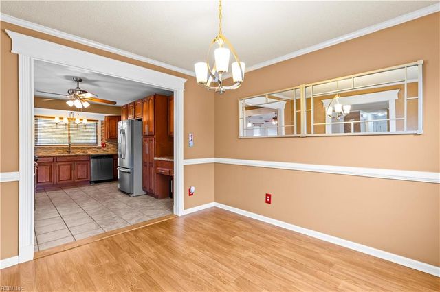 1100 Strauss DR, Virginia Beach, VA 23454