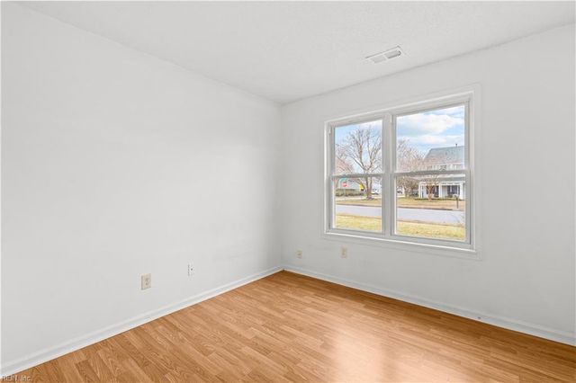 1100 Strauss DR, Virginia Beach, VA 23454