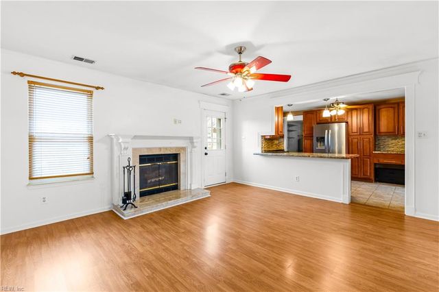 1100 Strauss DR, Virginia Beach, VA 23454