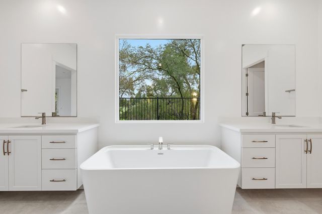 4871 S Hidden Crossing Cir, Granite Bay, CA 95746