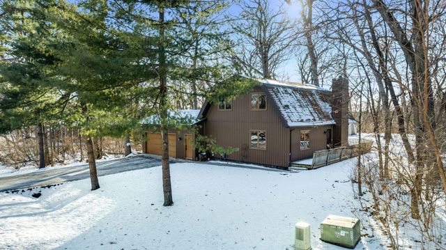 325 ROCHESTER Road, Poplar Grove, IL 61065