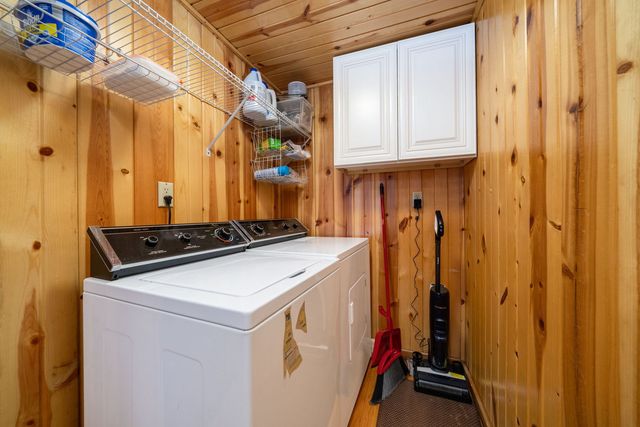 325 ROCHESTER Road, Poplar Grove, IL 61065