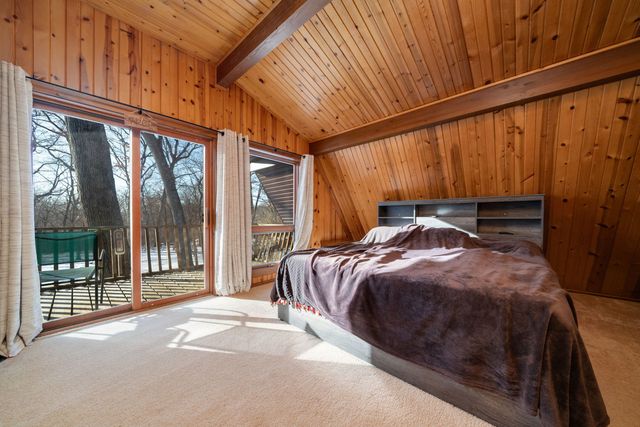 325 ROCHESTER Road, Poplar Grove, IL 61065