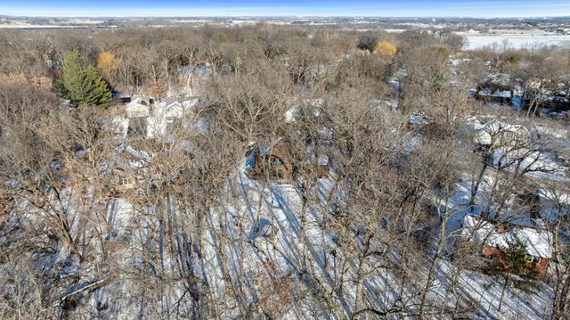 325 ROCHESTER Road, Poplar Grove, IL 61065