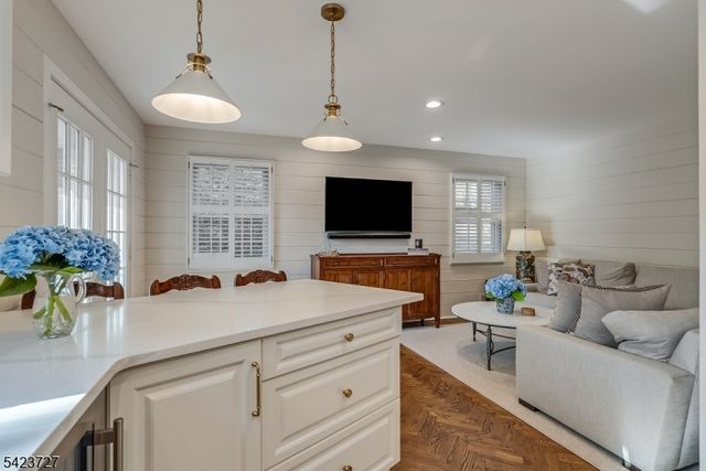 12 Eastgate Sq, Westfield Town, NJ 07090