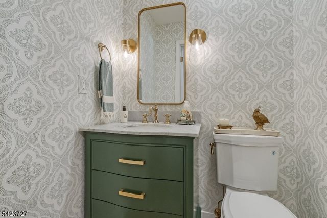 12 Eastgate Sq, Westfield Town, NJ 07090