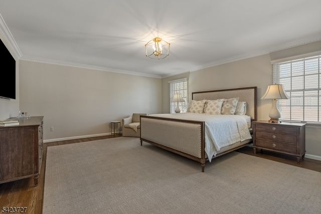 12 Eastgate Sq, Westfield Town, NJ 07090