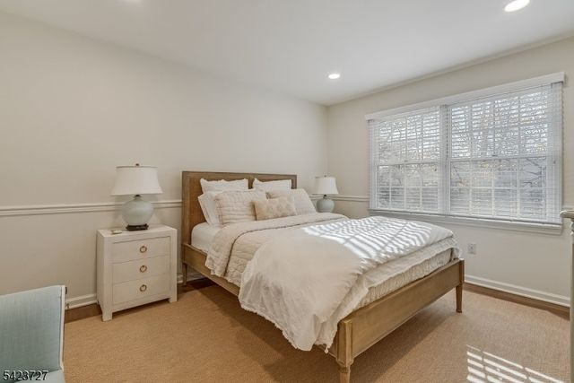 12 Eastgate Sq, Westfield Town, NJ 07090