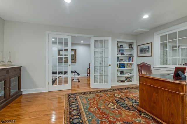 12 Eastgate Sq, Westfield Town, NJ 07090