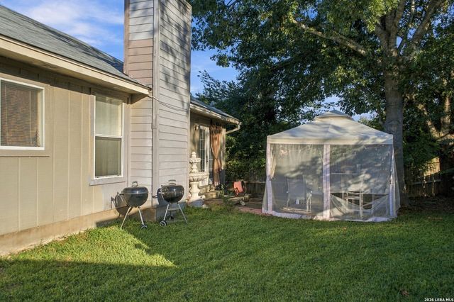 1510 CANYON PARKE DR, San Antonio, TX 78232