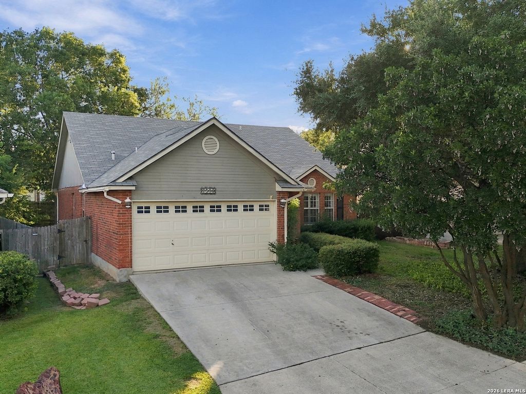1510 CANYON PARKE DR, San Antonio, TX 78232