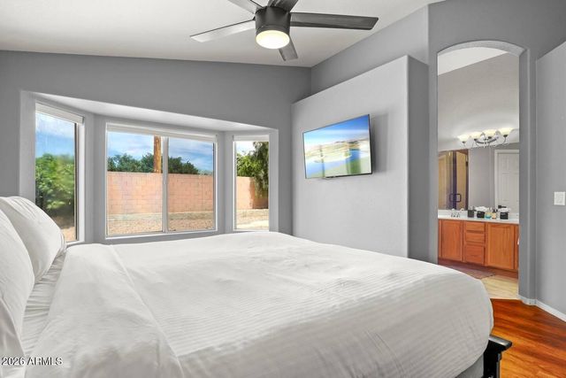 172 W SHANNON Street, Gilbert, AZ 85233