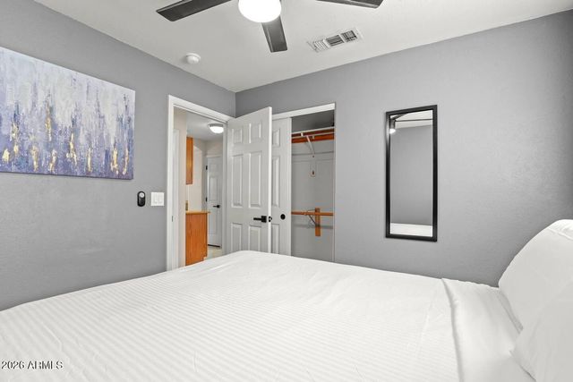 172 W SHANNON Street, Gilbert, AZ 85233