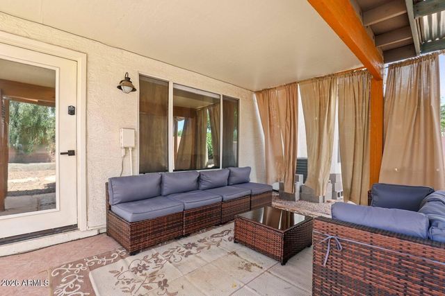 172 W SHANNON Street, Gilbert, AZ 85233